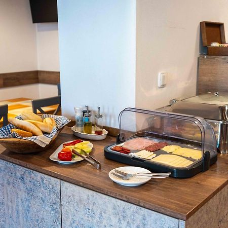 Hotel Volf Přeštice Eksteriør bilde