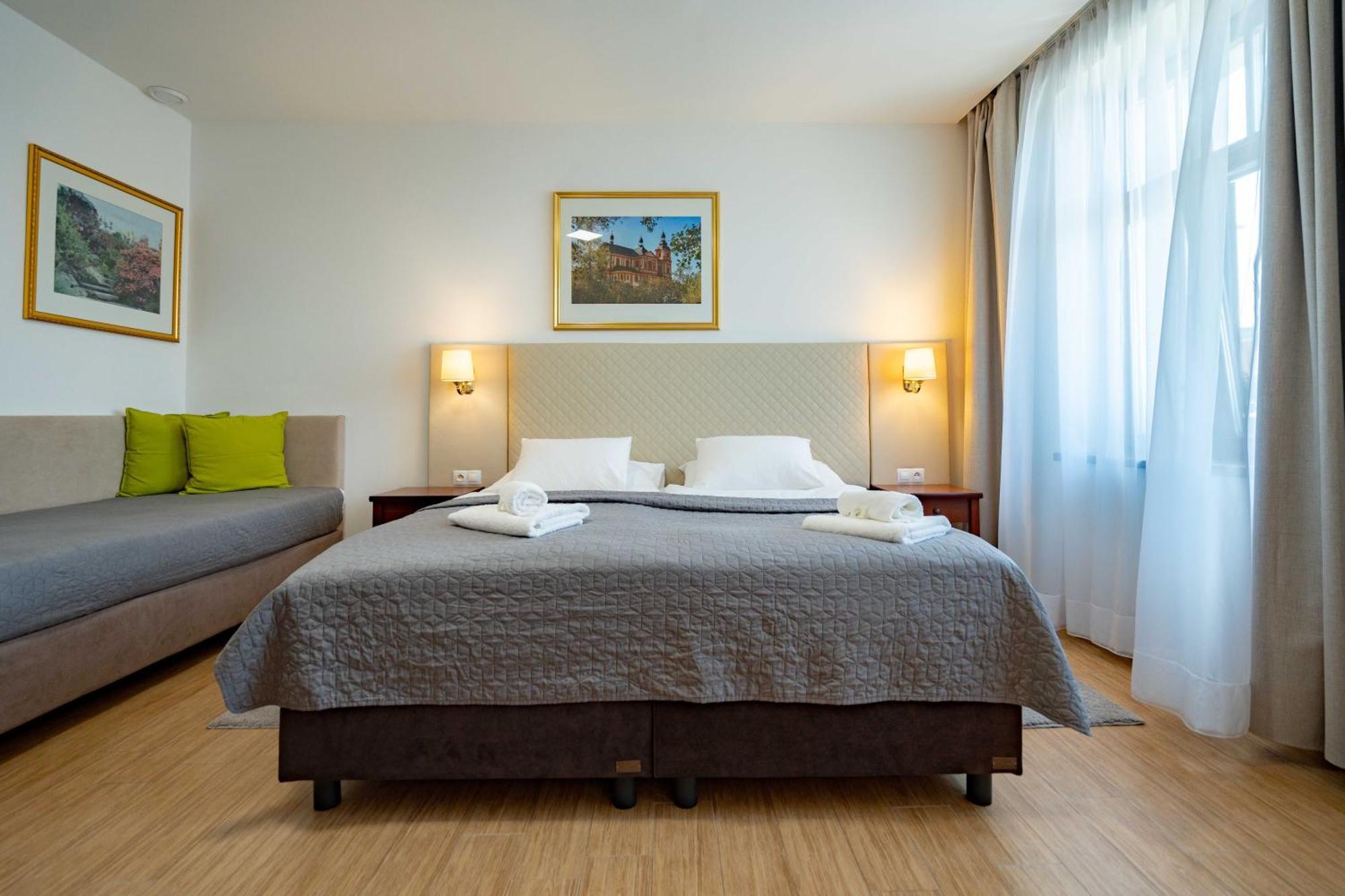 Hotel Volf Přeštice Eksteriør bilde