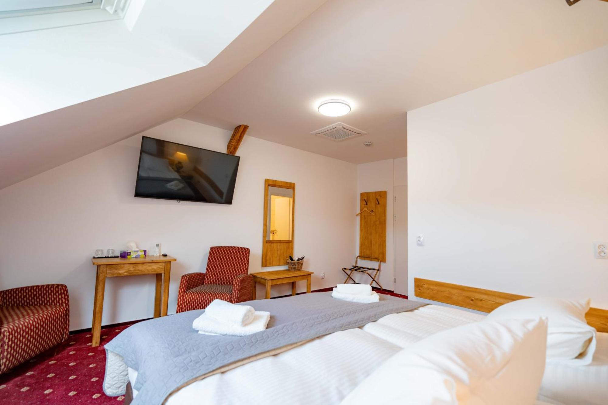 Hotel Volf Přeštice Eksteriør bilde