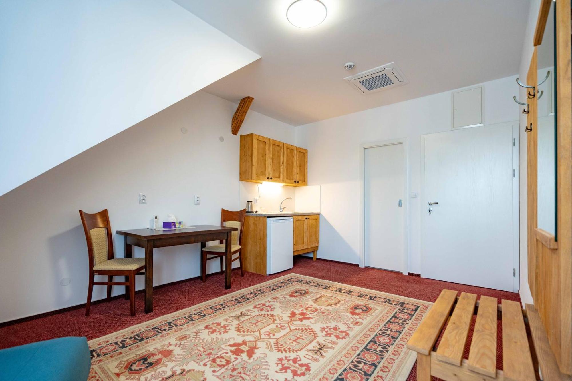 Hotel Volf Přeštice Eksteriør bilde